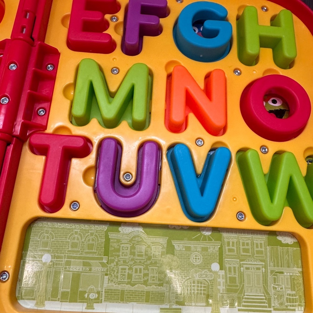 Sesame Street Elmo Red Alphabet Letter Toy Learning Suit Case Toddler Baby Kid - Picture 7 of 8